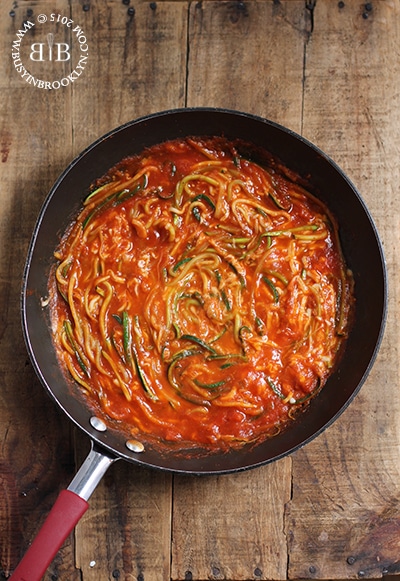 Freshly Peeled Butternut Squash Vegetable Noodles Via Julienne Peeler Stock  Photo - Image of healthy, julienne: 155748800