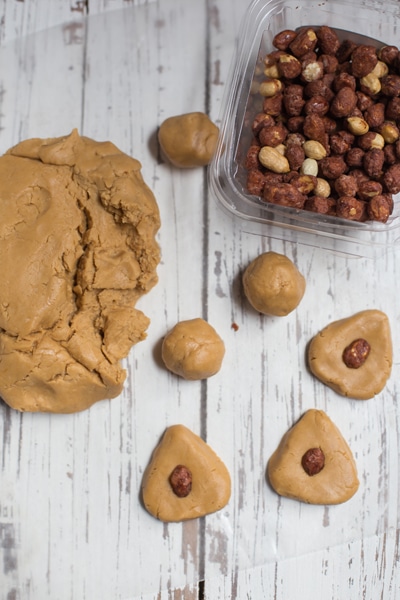 speculoos (cookie butter) hamantaschen!